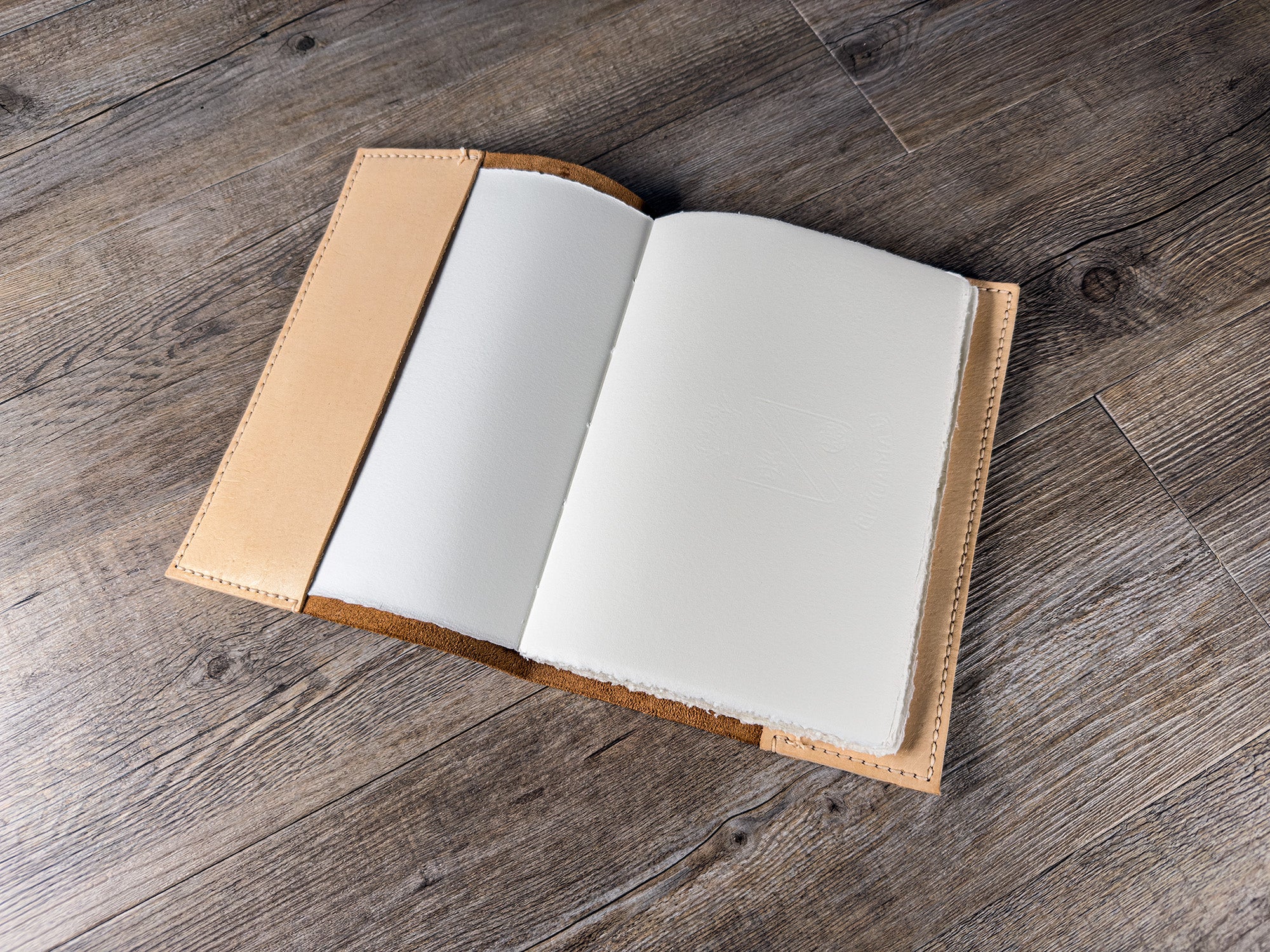 La Tua Dedica | Taccuino A5 Ricaricabile Personalizzato in Cuoio | Soffio Artigiano