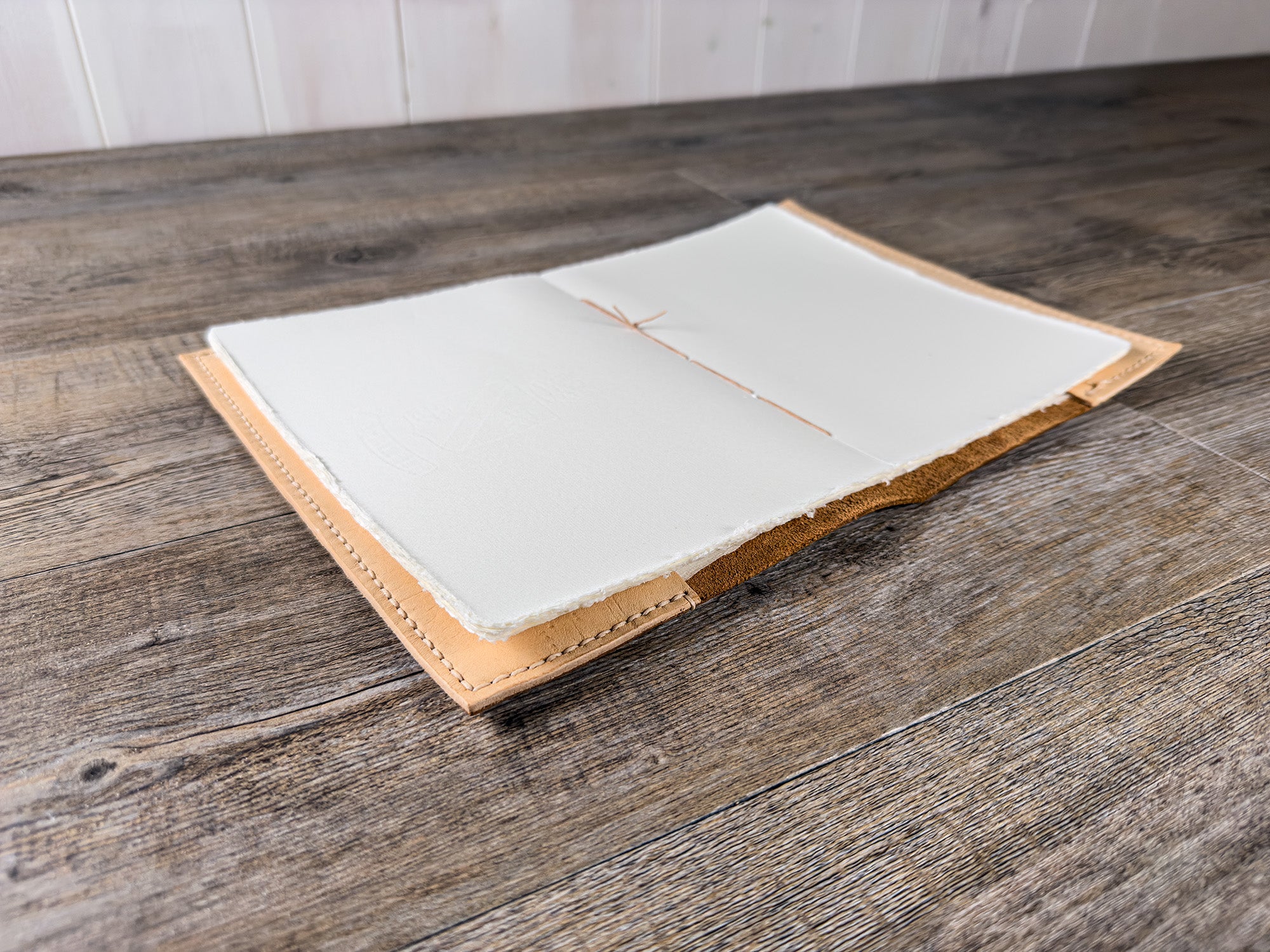 La Tua Dedica | Taccuino A5 Ricaricabile Personalizzato in Cuoio | Soffio Artigiano